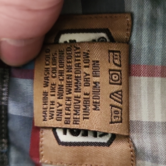 C.e. Schmidt Workwear Blue & Red Plaid Button-Up Shirt - Picture 6 of 6